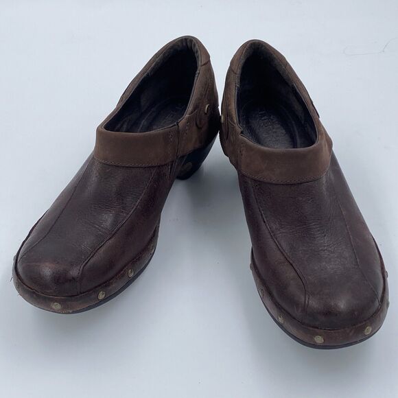 Merrell Luxe Wrap Brown Leather Slip On Studded Wedge Clogs Shoes Womens 7 - Picture 2 of 13